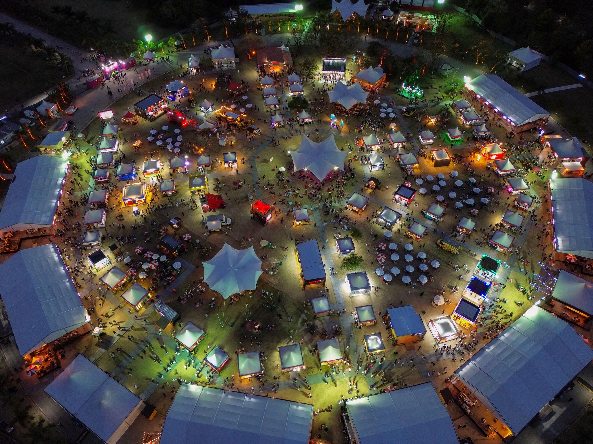 Grand Food Festival Hosted in Uttarakhand, Visitors Enjoy Regional Flavors