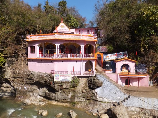 Tapkeshwar Mahadev Temple – A Sacred Cave Shrine in Dehradun
